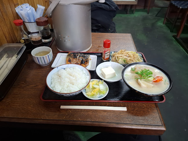 Opinii despre 大衆食堂 よしのや în 大阪市 - 飲食業