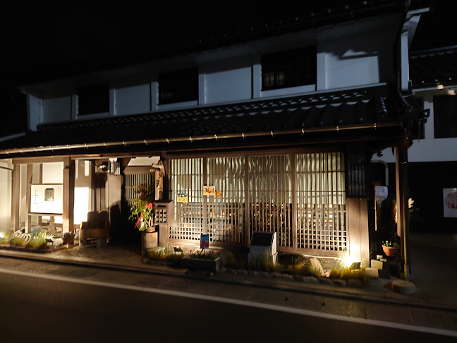 可笑屋 - 飲食業