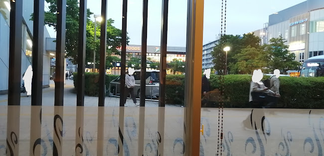 〒359-1141 埼玉県所沢市小手指町１丁目1−１ 小手指駅 1Ｆ