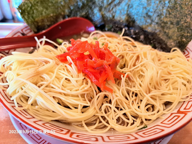 Opinii despre 博多長浜ラーメン 六角堂 橋本店 în 相模原市 - 飲食業