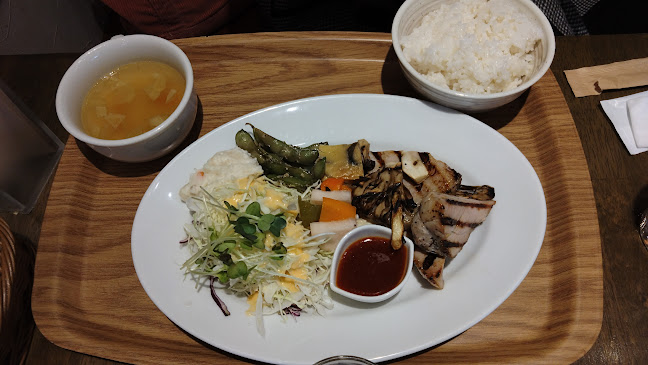 Opinii despre 肉焼きワヰン酒場 テルミニ 姫路店 în 姫路市 - 飲食業