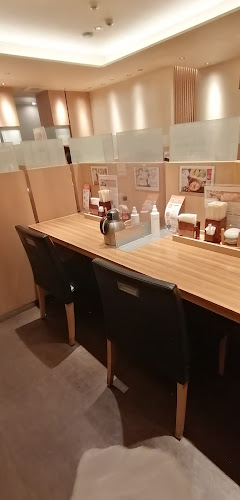 〒135-0042 東京都江東区木場５丁目２−３