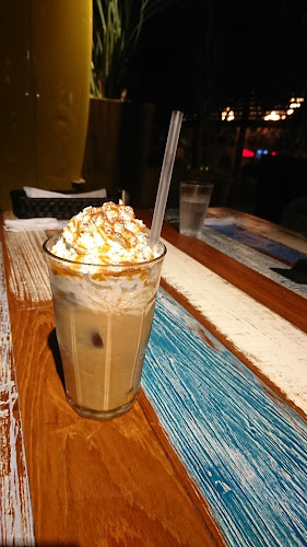 コナズ珈琲成城 - 飲食業