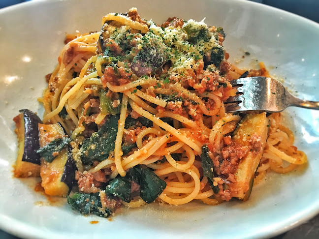 Opinii despre 秋葉原ダイニング ラフィーネ în 千代田区 - 飲食業