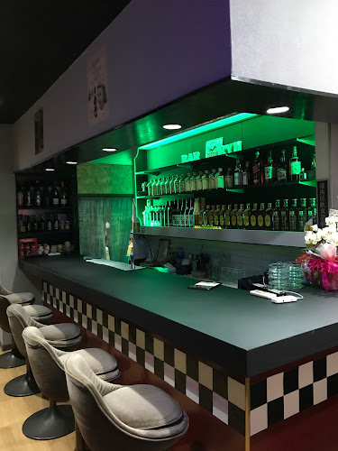 Comentarii opinii despre カラオケBAR Ryu