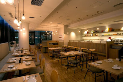 サラベス 東京店