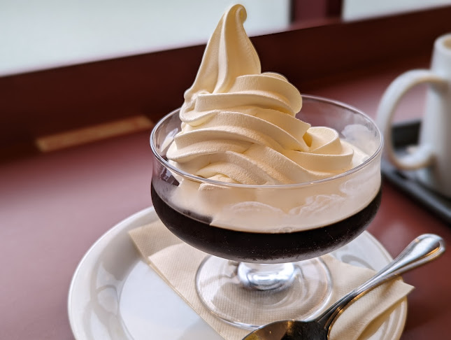 Opinii despre カフェ・ベローチェ 伊勢佐木町店 în 横浜市 - 飲食業