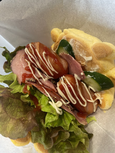 Comentarii opinii despre パンケーキ バーガー シェルンボ