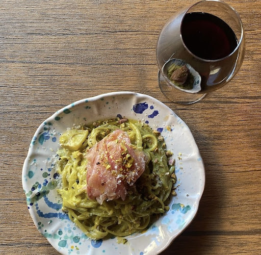 Cafe&Dining Karaltupo(カフェ&ダイニング カラッポ) - 飲食業