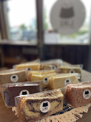 米粉シフォンケーキ LIKE - 飲食業