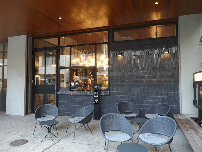 ROJU NAKAMEGURO - 飲食業