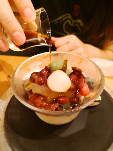 〒104-0061 東京都中央区銀座２丁目８−８