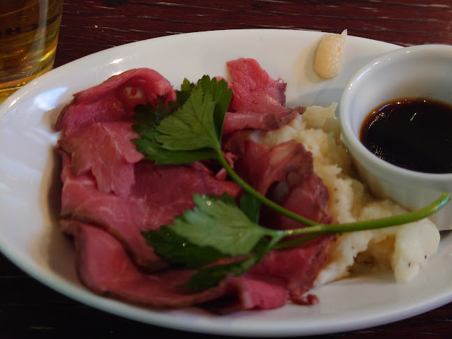 HUB東京オペラシティ店 - 新宿区