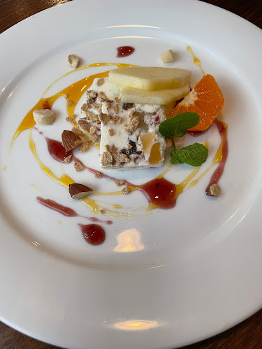 ナチュラーレ - 飲食業