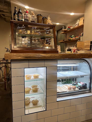 バイロンベイコーヒージャパン 日本橋店 - 飲食業