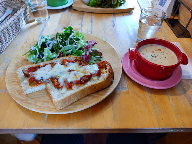 L.S café - 飲食業