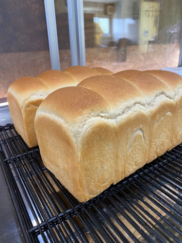 〒901-2102 沖縄県浦添市前田６６６