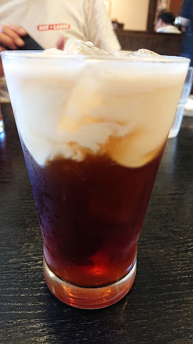 アーレス・コート - 飲食業