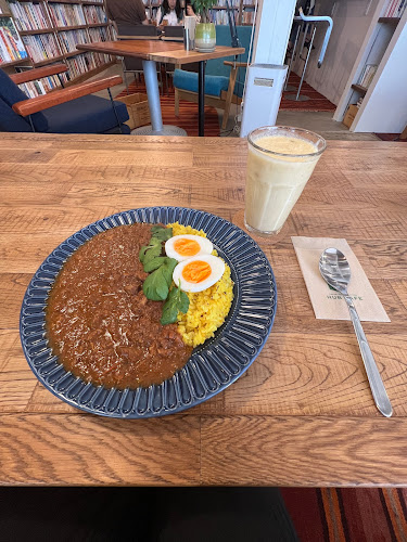 Travelbook&coffee HUB CAFE - 飲食業