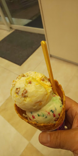 サーティワンアイスクリーム 小田原店 - 小田原市