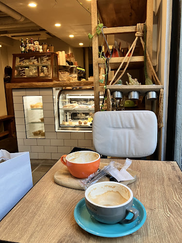 〒103-0023 東京都中央区日本橋本町１丁目５−２