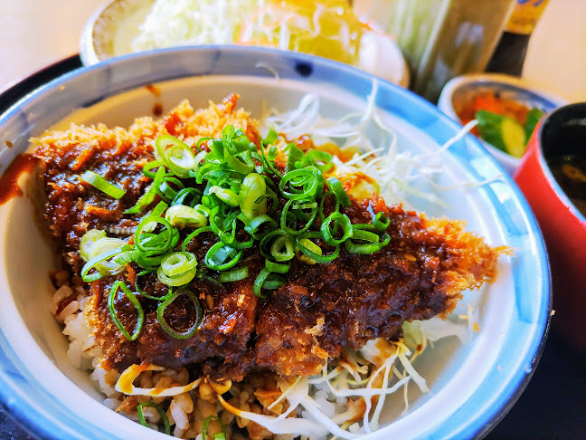 〒515-0821 三重県松阪市外五曲町８６−５