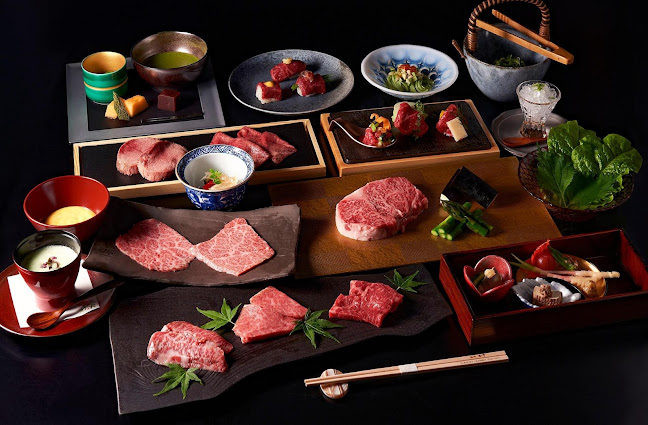 Comentarii opinii despre 焼肉会席 舌牛 銀座店