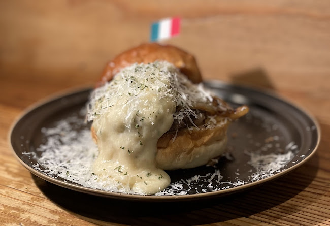 WorldBurger - 飲食業