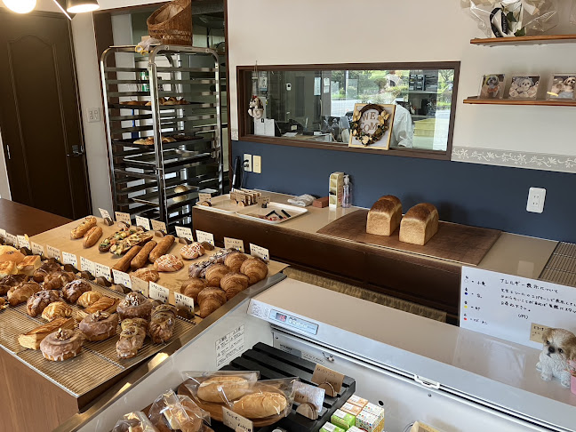 ベーカリーゲン 奈良左京店