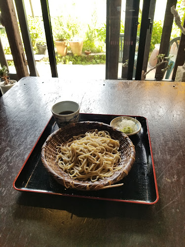 〒594-0022 大阪府和泉市黒鳥町２丁目１６−１３