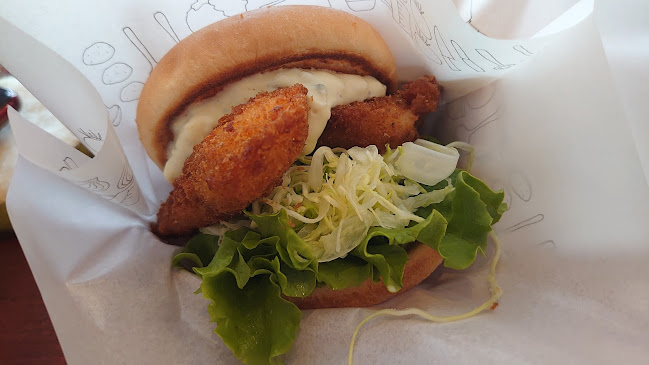 Opinii despre モスバーガー八王子みなみ野店 în 八王子市 - 飲食業