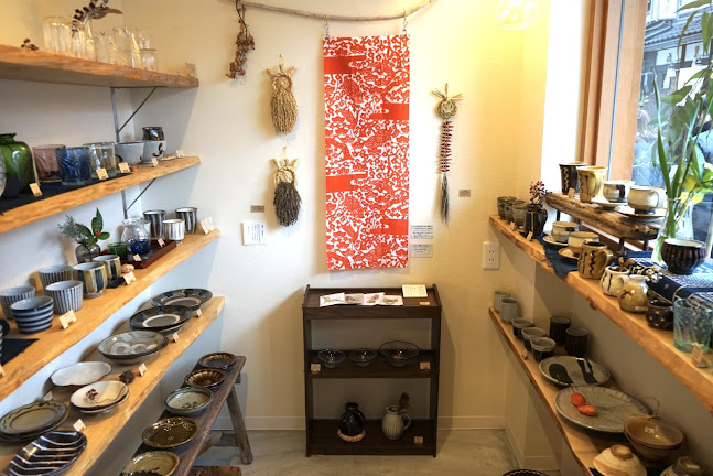 Comentarii opinii despre mokumoku / craft & cafe