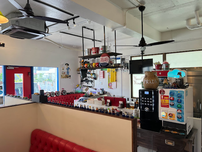 Opinii despre American Dining RinRin（アメリカンダイニング リンリン） în 浦添市 - 飲食業