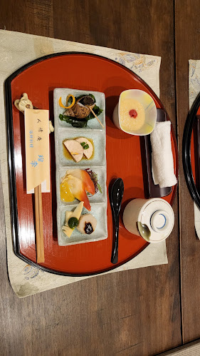 人情庵瑠李 - 飲食業