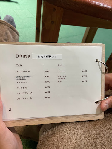 mipig cafe イオンレイクタウン店