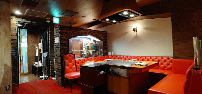 〒760-0040 香川県高松市片原町１−１１