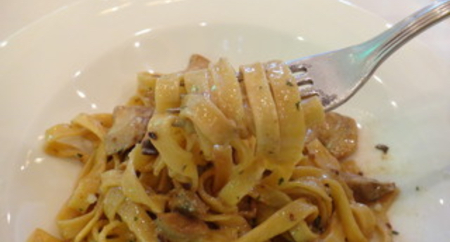 レストラン＆カフェ ラ・ヴィータ - 飲食業