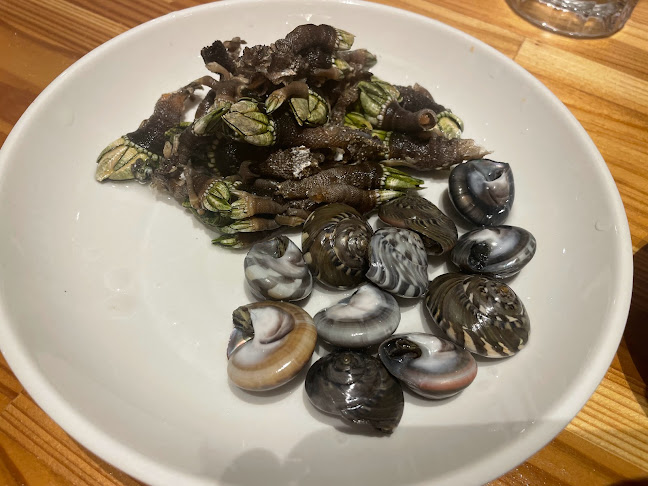 Opinii despre ひいき屋 în 那覇市 - 飲食業