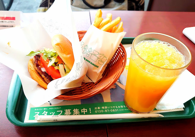 Opinii despre モスバーガー長野SBC前店 în 長野市 - 飲食業