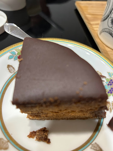 〒030-0801 青森県青森市新町１丁目１３−２１