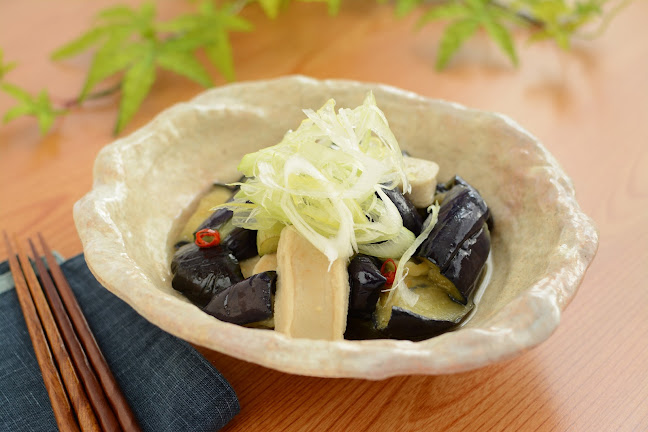 〒802-0007 福岡県北九州市小倉北区船場町１−１ 小倉井筒屋BF1