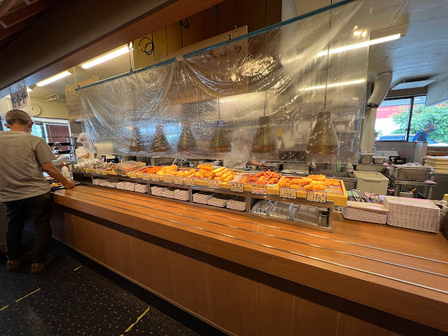 Comentarii opinii despre 香の川製麺 美原店