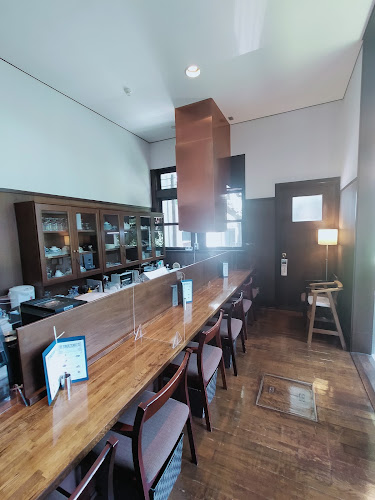 カフェ エリスマン - 飲食業