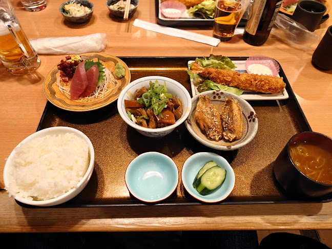 〒485-0047 愛知県小牧市曙町１２７