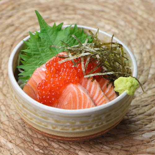 北海道知床漁場 京橋店 - 大阪市