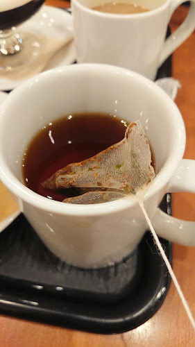 〒730-0036 広島県広島市中区袋町４−２１ 広島フコク生命ビル １Ｆ