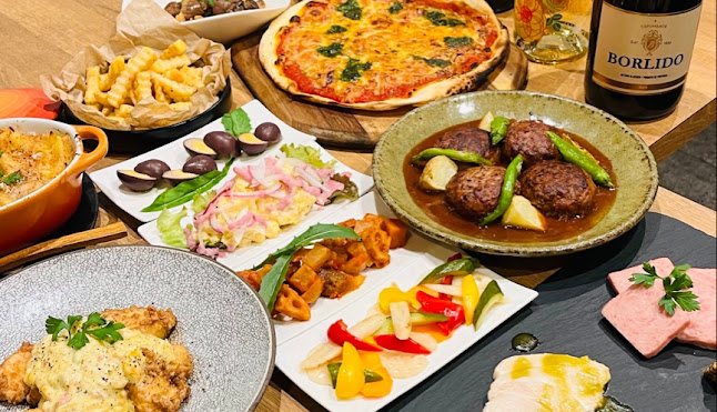 トリワイン PIKOSHHHU ピコシュー 京橋店 - 大阪市