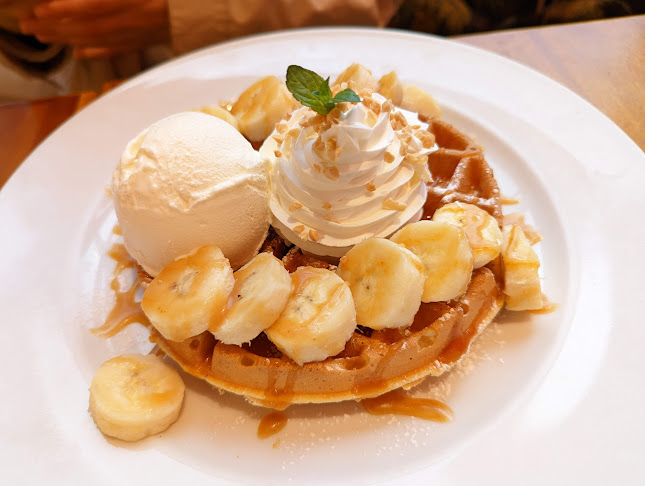 Opinii despre HALENOHEA イオンモール幕張新都心店 în 千葉市 - 飲食業