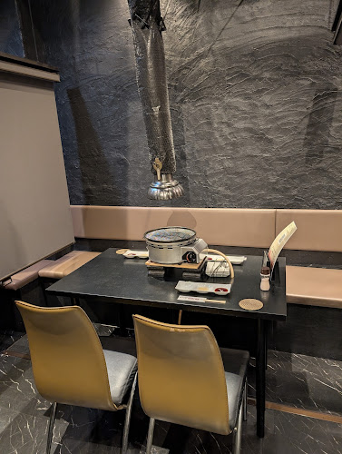 千種焼肉 飛騨牛の奴隷 - 飲食業