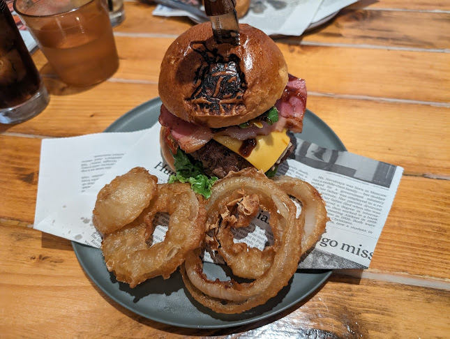 溶岩ダイニングbrave - 葛飾区